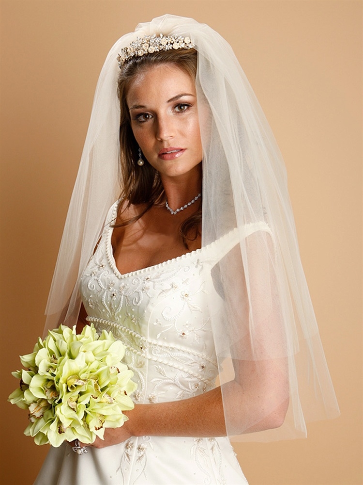 Wholesale Rhinestone Edge Wedding Veil with Pearls and Beads - Mariell  Bridal Jewelry & Wedding Accessories